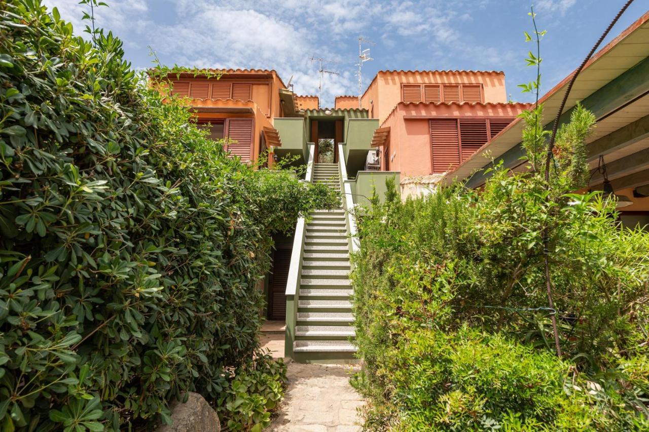 Casa Vacanza Porto Luna วิลลัสซีมีอุส ภายนอก รูปภาพ